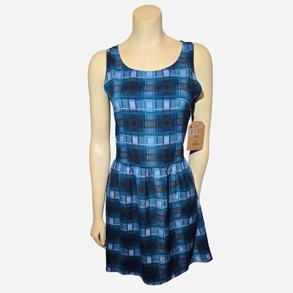 Route 66 Dresses & Skirts - Route 66 Plaid Fit and Flare Dress Womens Medium Blue NWT Sleeveless Skater Mini